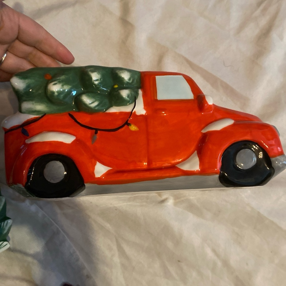David's Cookies Red Truck With Christmas Tree Ceramic Cookie Jar Lights Star - Picture 9 of 12